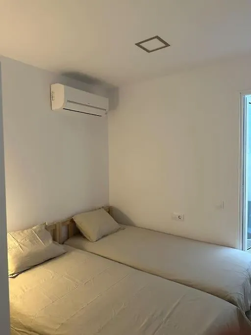 Apartamento A 1 Minuto De La Playa Castelldefels Apartment