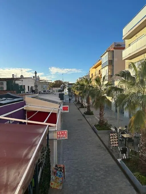 Apartamento A 1 Minuto De La Playa Castelldefels
